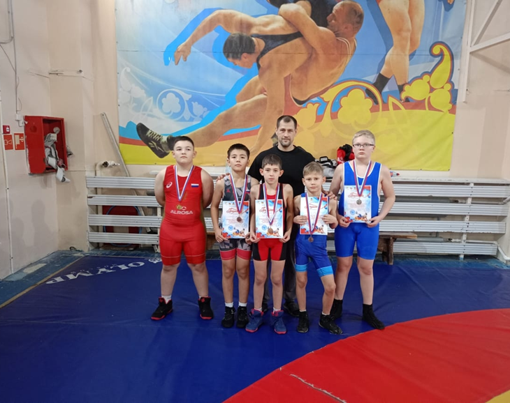 Греко-римская борьба.